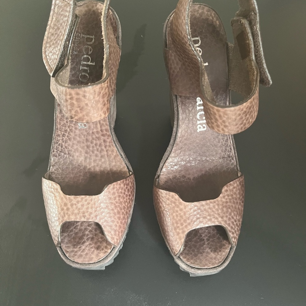 Pedro Garcia Brown Textured Leather Platform Sandals